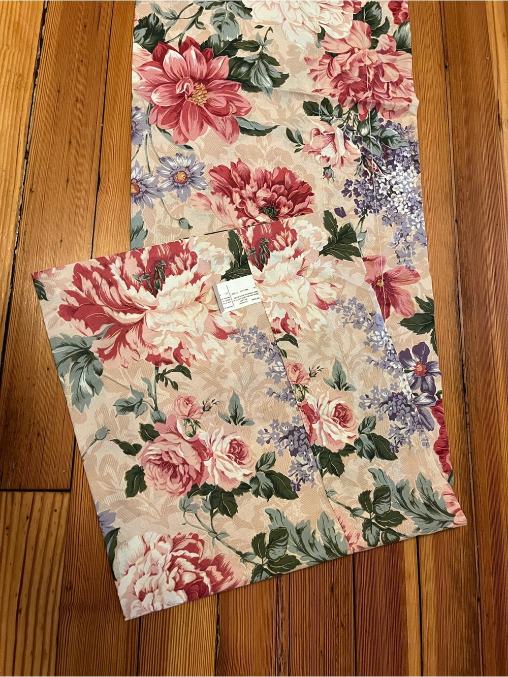 Vintage Floral Valance 80”/ 16” - Picture 12 of 16